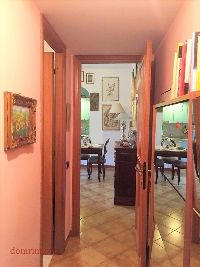 Квартира с верандой и парковкой, у моря, в Анцио